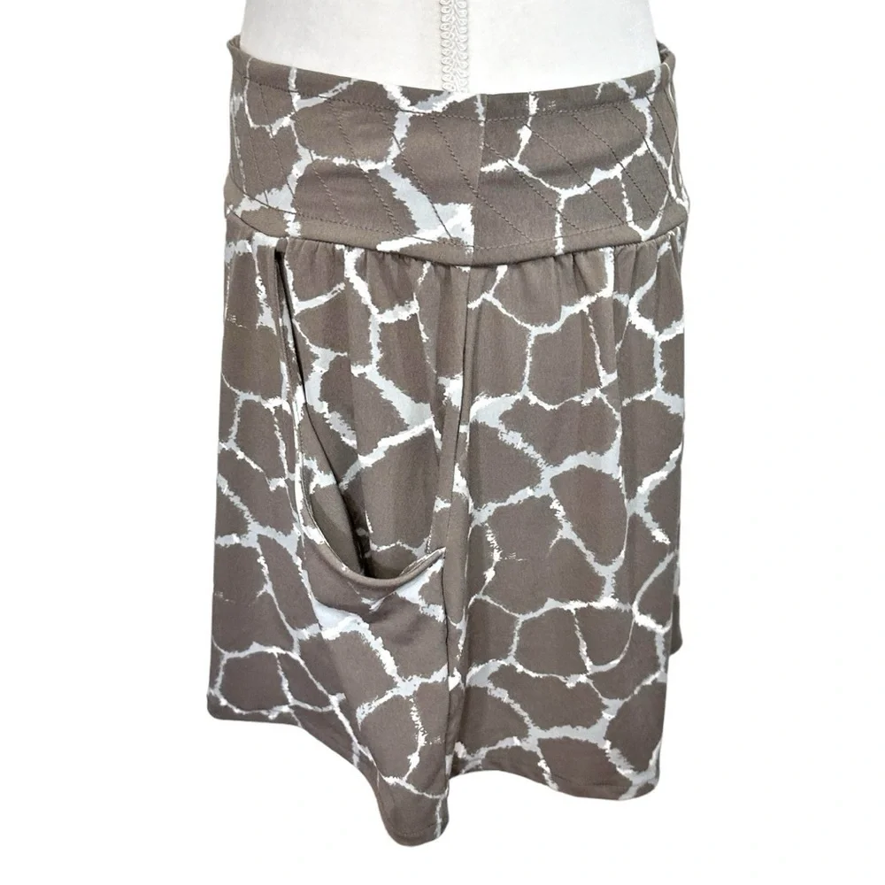 🌸Banana Republic- Gray Giraffe Print Short Skirt w/ Pockets - Size S
